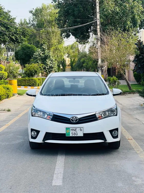 Toyota Corolla 2016 for Sale in Multan Image-1