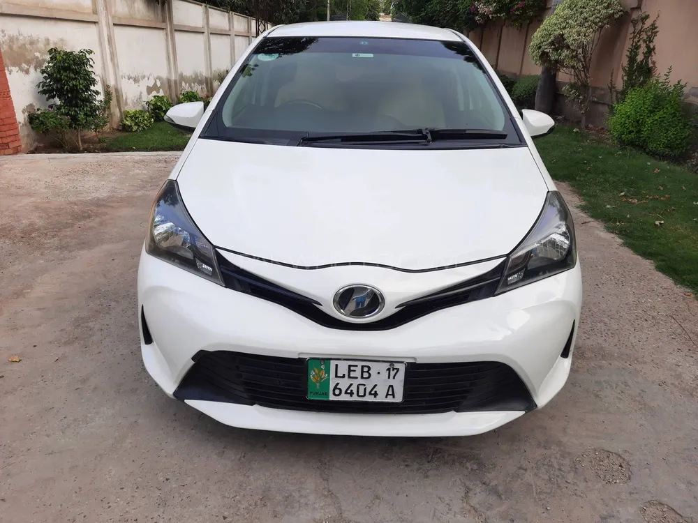Toyota Vitz 2014 for Sale in Multan Image-1