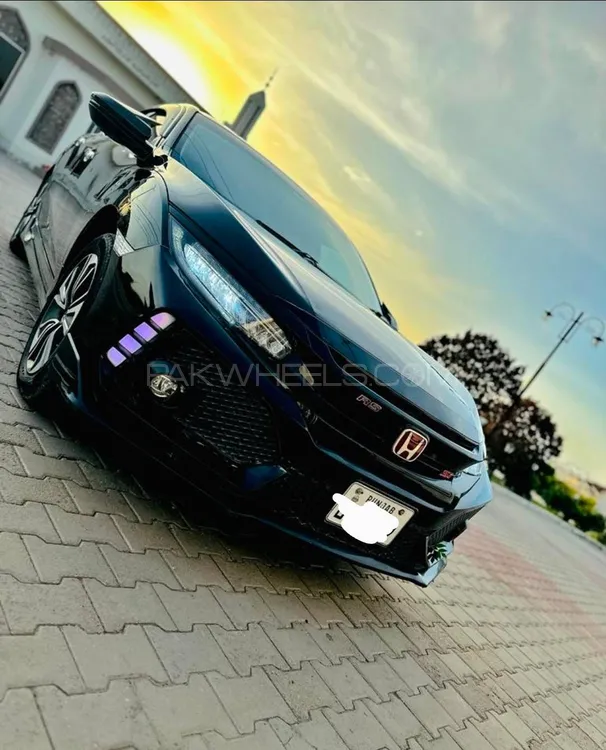 Honda Civic 2020 for Sale in Mian Channu Image-1
