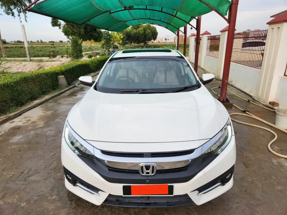 Honda Civic 2021 for Sale in Burewala Image-1