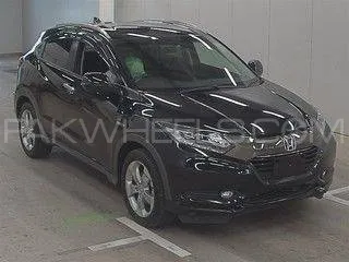 Honda Vezel 2015 for Sale in Islamabad Image-1