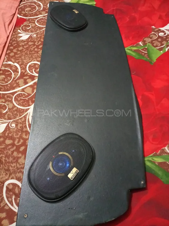 Kenwood speakers Image-1