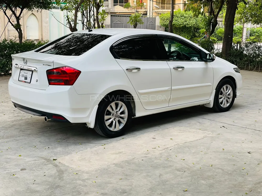 Honda City 2018 for Sale in Gujranwala Image-1
