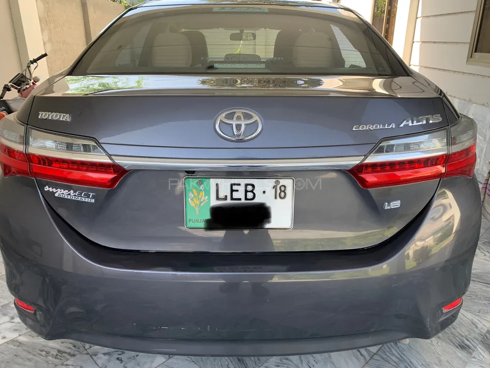 Toyota Corolla 2017 for Sale in Sahiwal Image-1