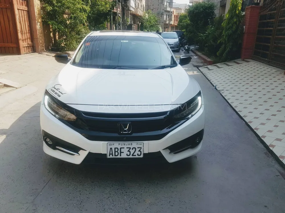 Honda Civic 2020 for Sale in Lahore Image-1