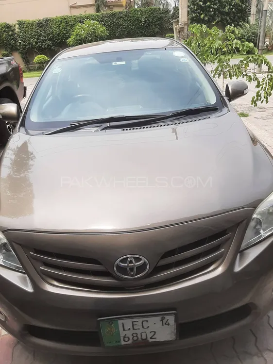Toyota Corolla 2014 for Sale in Lahore Image-1