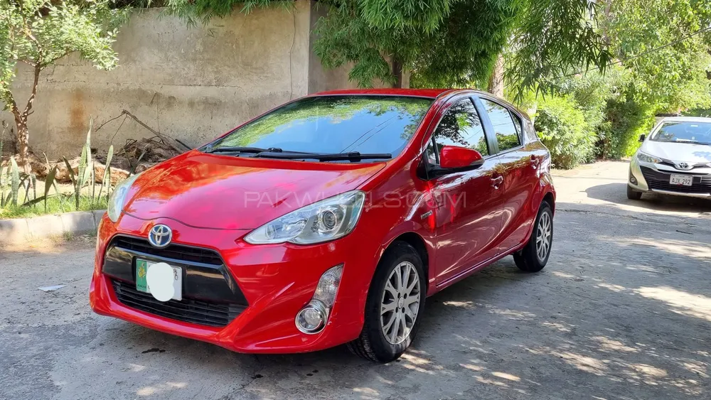 Toyota Aqua 2014 for Sale in Lahore Image-1