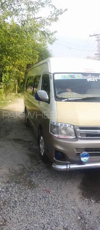 Toyota Hiace 2006 for Sale in Mardan Image-1