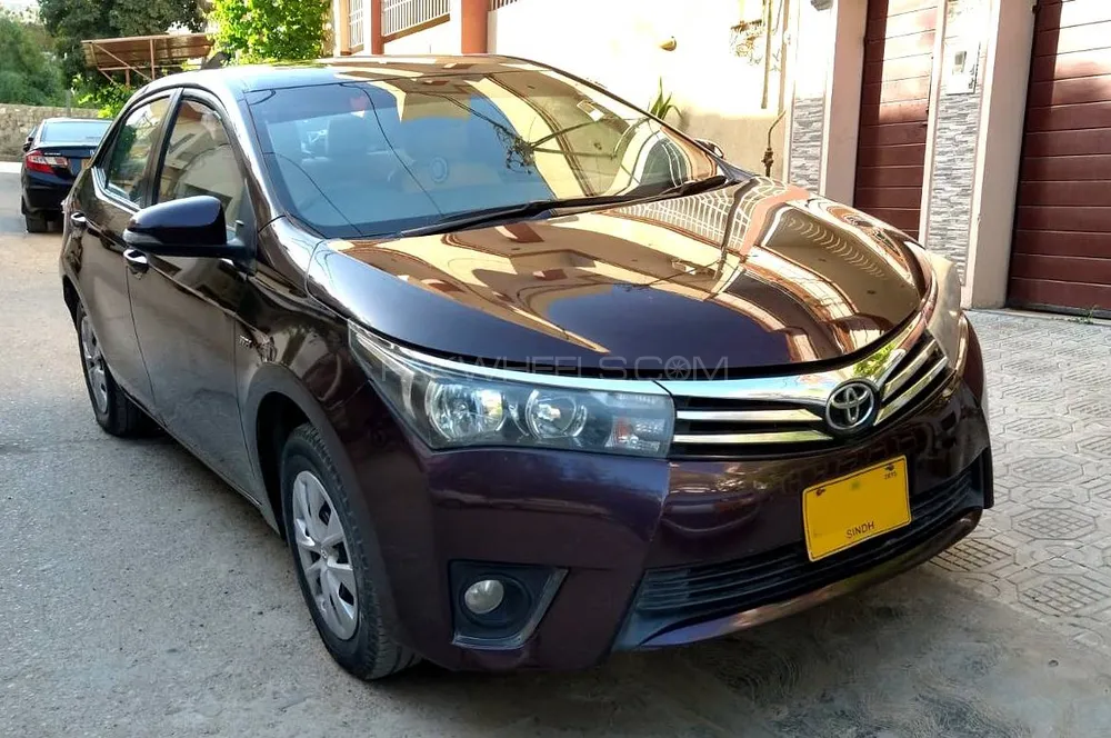 Toyota Corolla 2015 for Sale in Karachi Image-1
