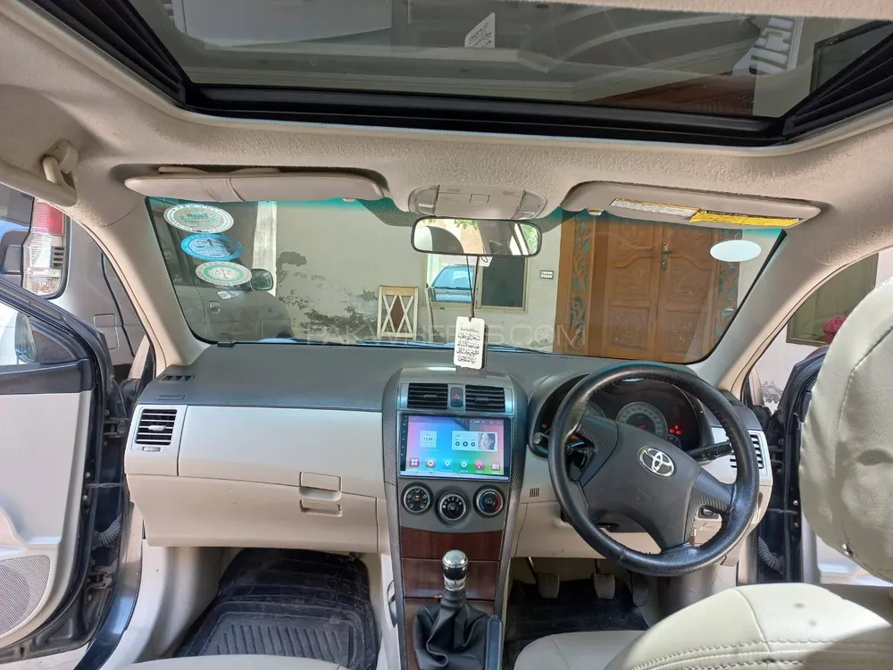 Toyota Corolla 2013 for Sale in Lahore Image-1