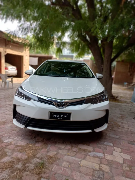 Toyota Corolla 2019 for Sale in Faisalabad Image-1