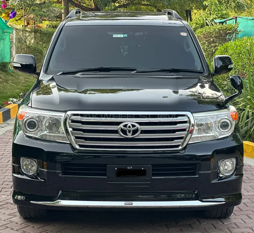 Toyota Land Cruiser 2013 for Sale in Islamabad Image-1