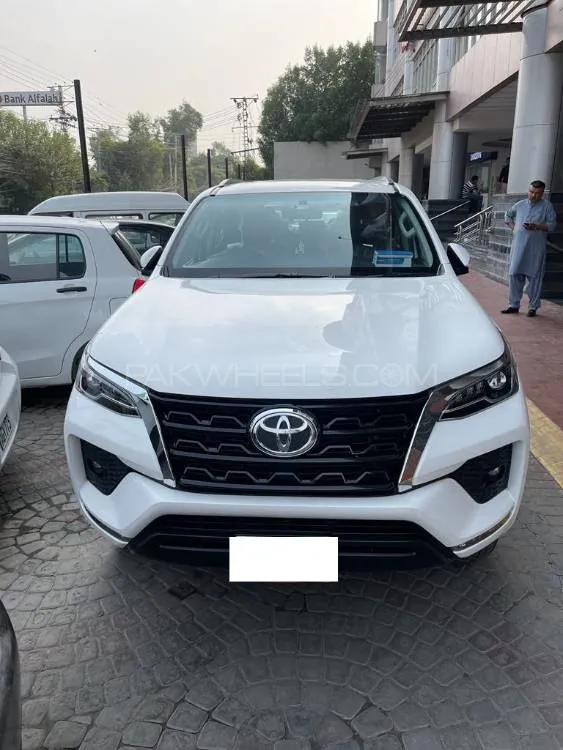 Toyota Fortuner 2022 for Sale in Lahore Image-1