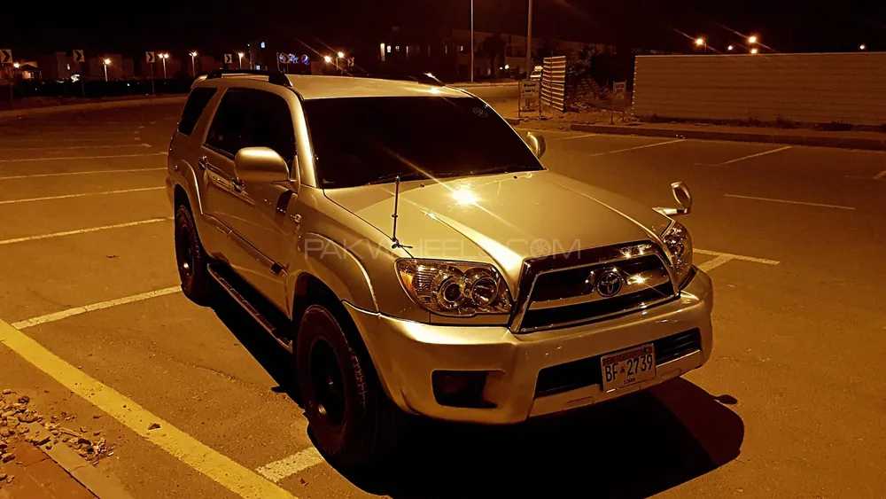 Toyota Surf 2003 for Sale in Karachi Image-1
