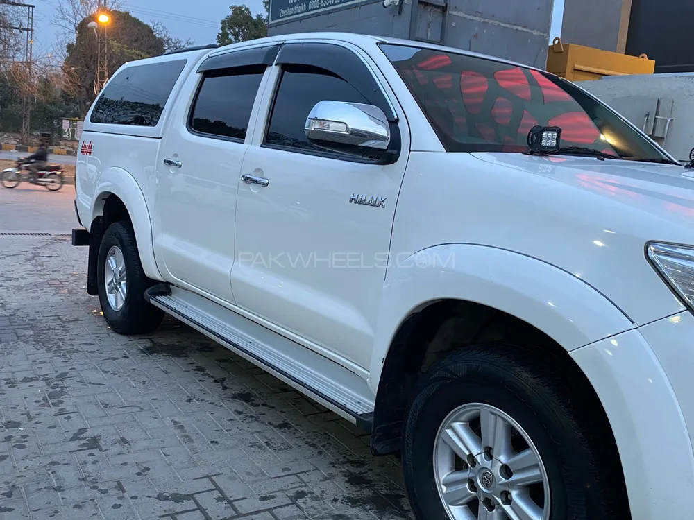 ٹویوٹا ہائیلکس 2013 for Sale in گجرات Image-1