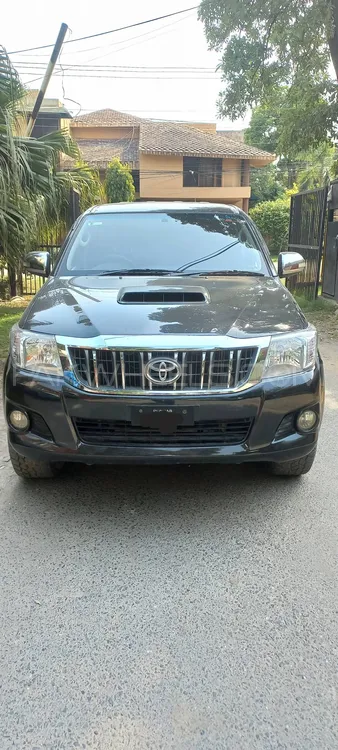 ٹویوٹا ہائیلکس 2013 for Sale in لاہور Image-1