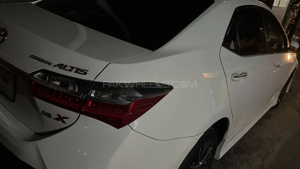 Toyota Corolla 2020 for Sale in Lahore Image-1