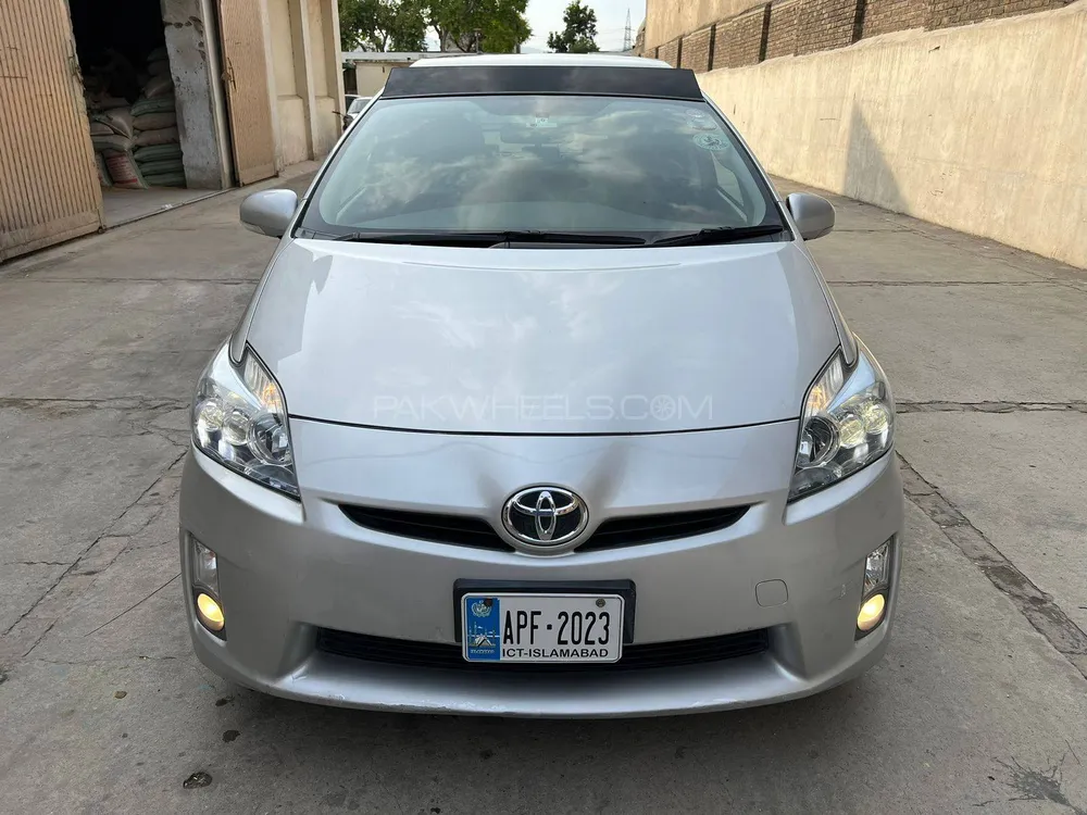 Toyota Prius 2009 for Sale in Islamabad Image-1