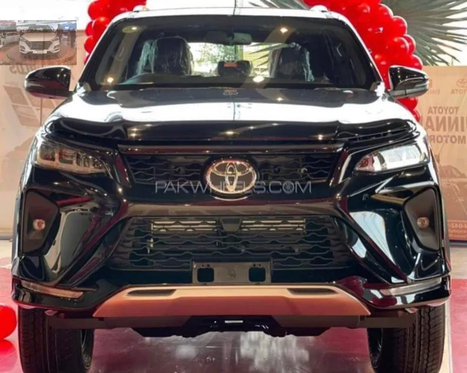 Toyota Fortuner 2023 for Sale in Sialkot Image-1