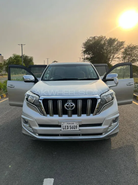 Toyota Prado 2011 for Sale in Lahore Image-1