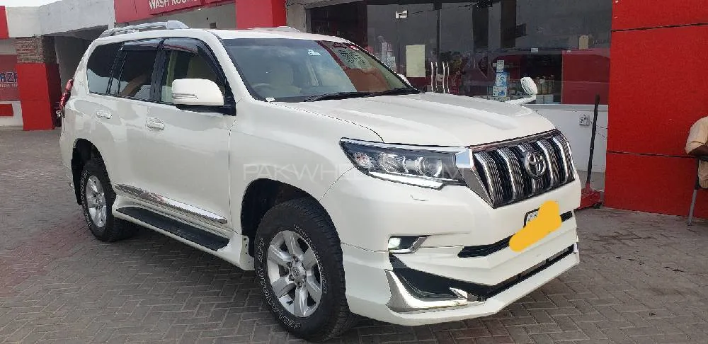 Toyota Prado 2017 for Sale in Toba Tek Singh Image-1