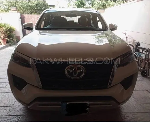 Toyota Fortuner 2021 for Sale in Faisalabad Image-1