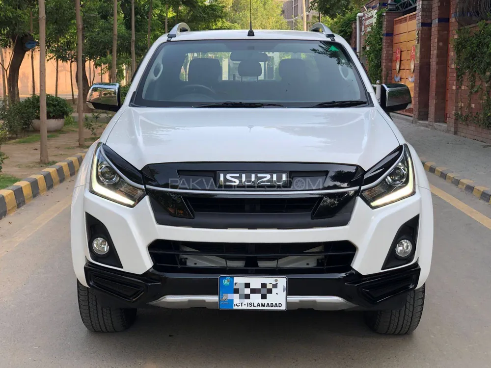 Isuzu D-Max 2022 for Sale in Lahore Image-1
