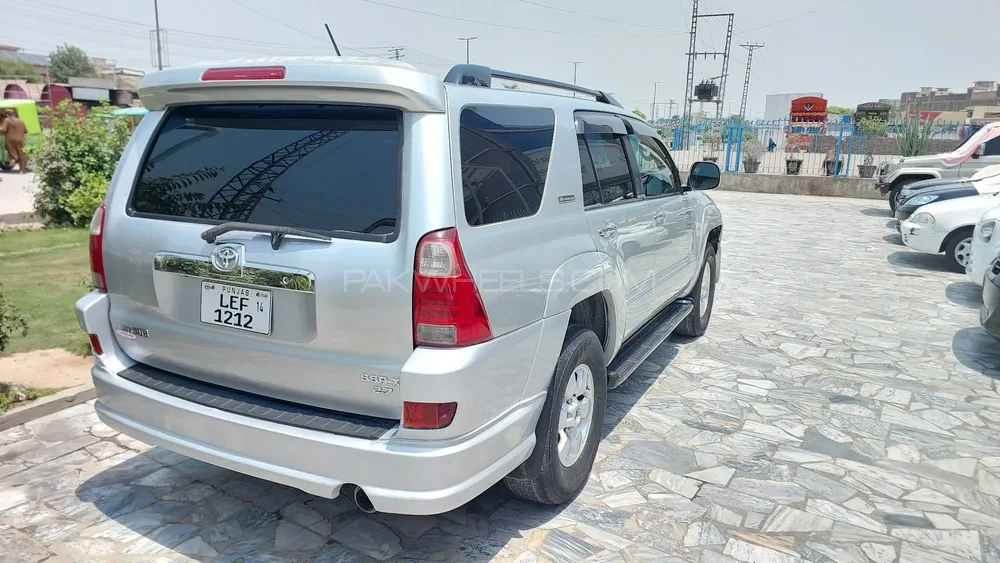 Toyota Surf 2005 for Sale in Peshawar Image-1