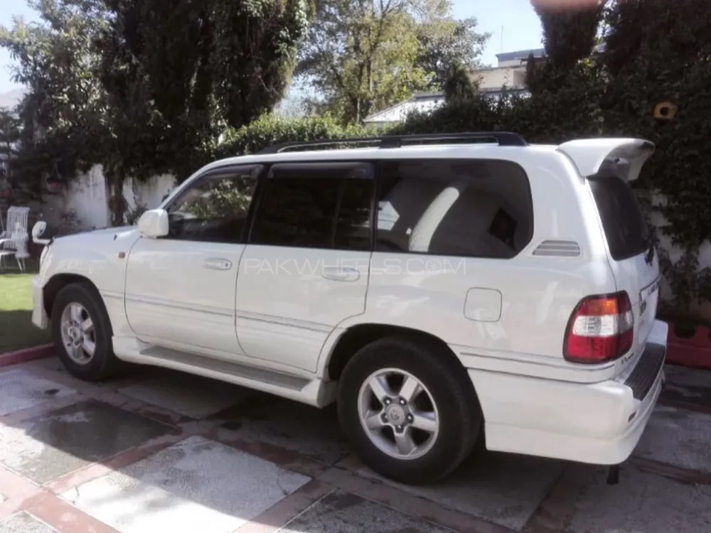 Toyota Land Cruiser 2002 for Sale in Islamabad Image-1