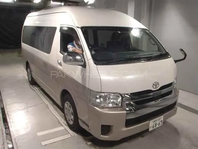 Toyota Hiace 2019 for Sale in Karachi Image-1