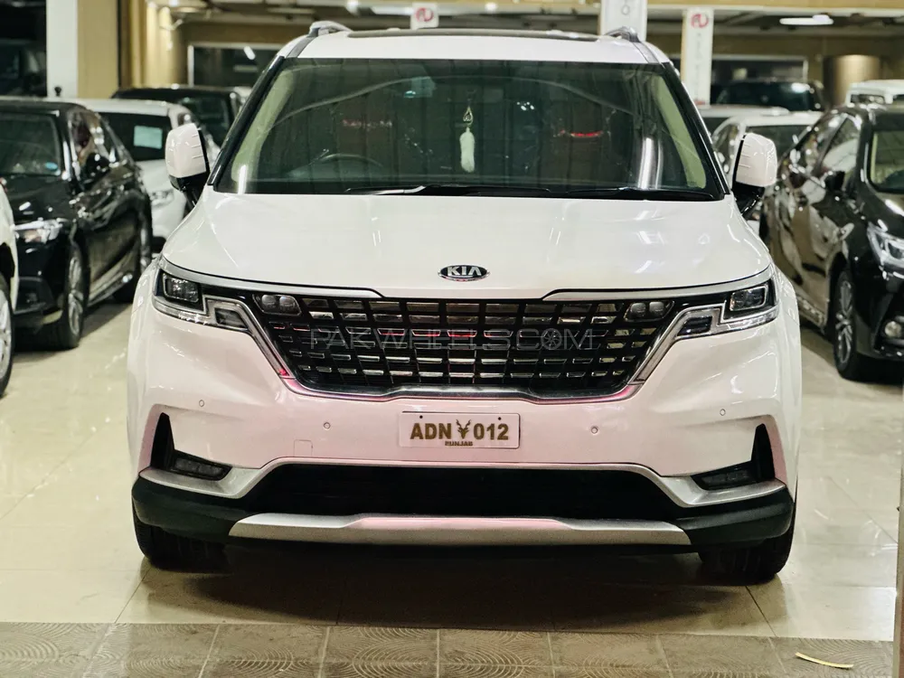 KIA Carnival 2021 for Sale in Peshawar Image-1