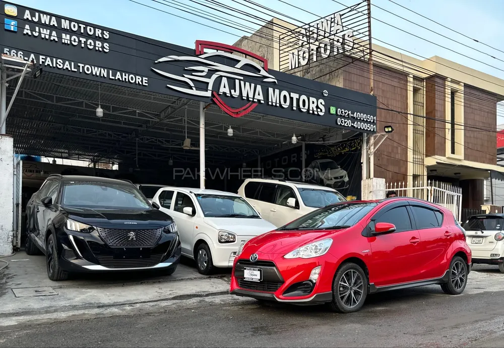 Toyota Aqua 2017 for Sale in Lahore Image-1