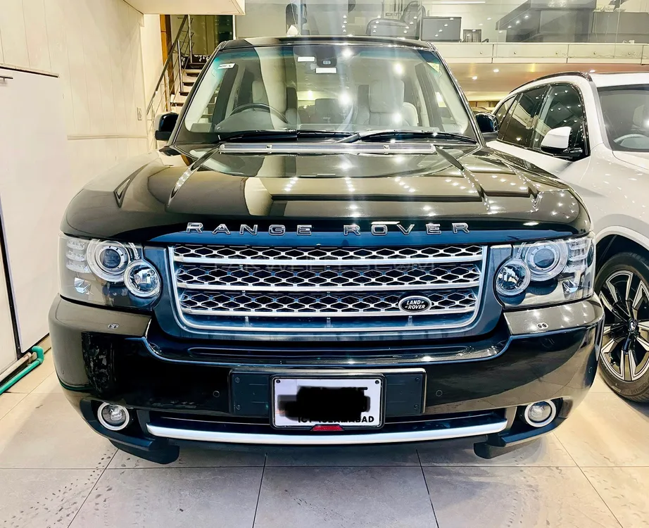 Range Rover Vogue 2010 for Sale in Lahore Image-1