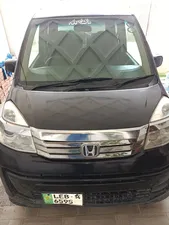 Honda Life Diva 2011 for Sale