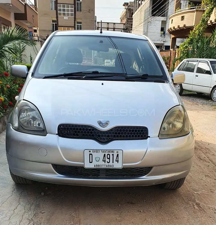 Toyota Vitz 2000 for sale in Islamabad | PakWheels