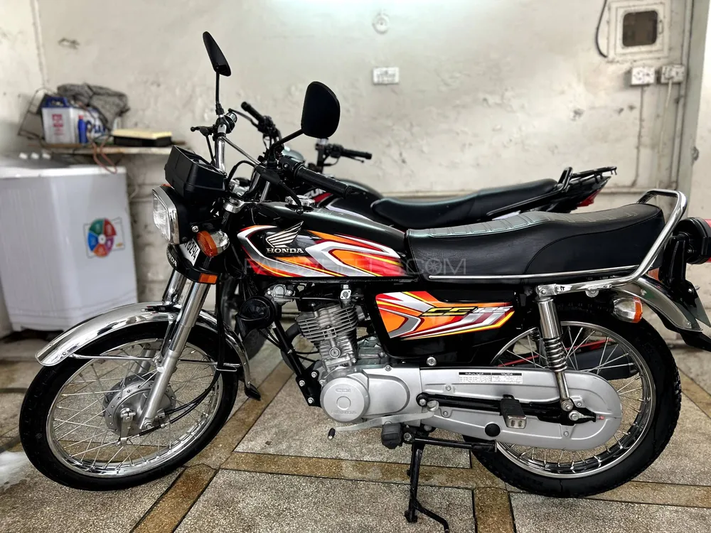 Used Honda CG 125 2021 Bike for sale in Lahore - 477873 | PakWheels