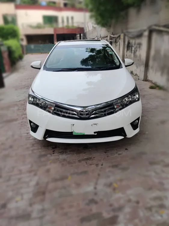 Toyota Corolla 2015 for Sale in Lahore Image-1
