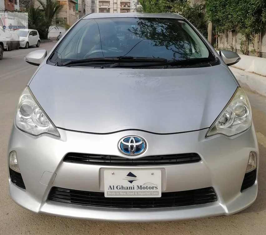 Toyota Aqua 2013 for Sale in Karachi Image-1