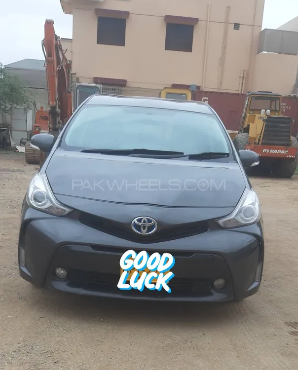 ٹویوٹا پریوس الفا 2015 for Sale in کراچی Image-1