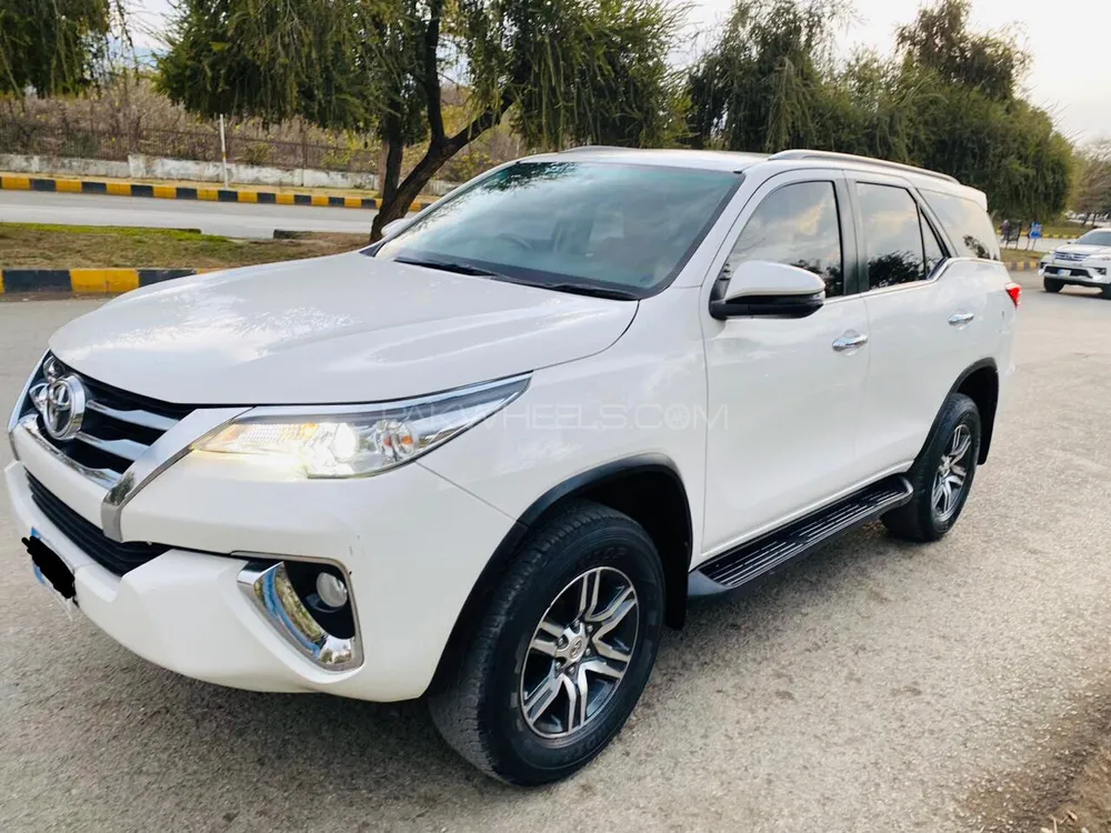 Toyota Fortuner 2020 for Sale in Chakwal Image-1
