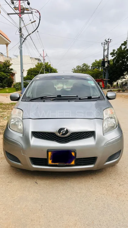 Toyota Vitz 2008 for Sale in Karachi Image-1
