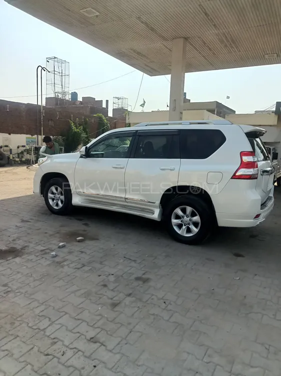 Toyota Prado 2012 for Sale in Lahore Image-1