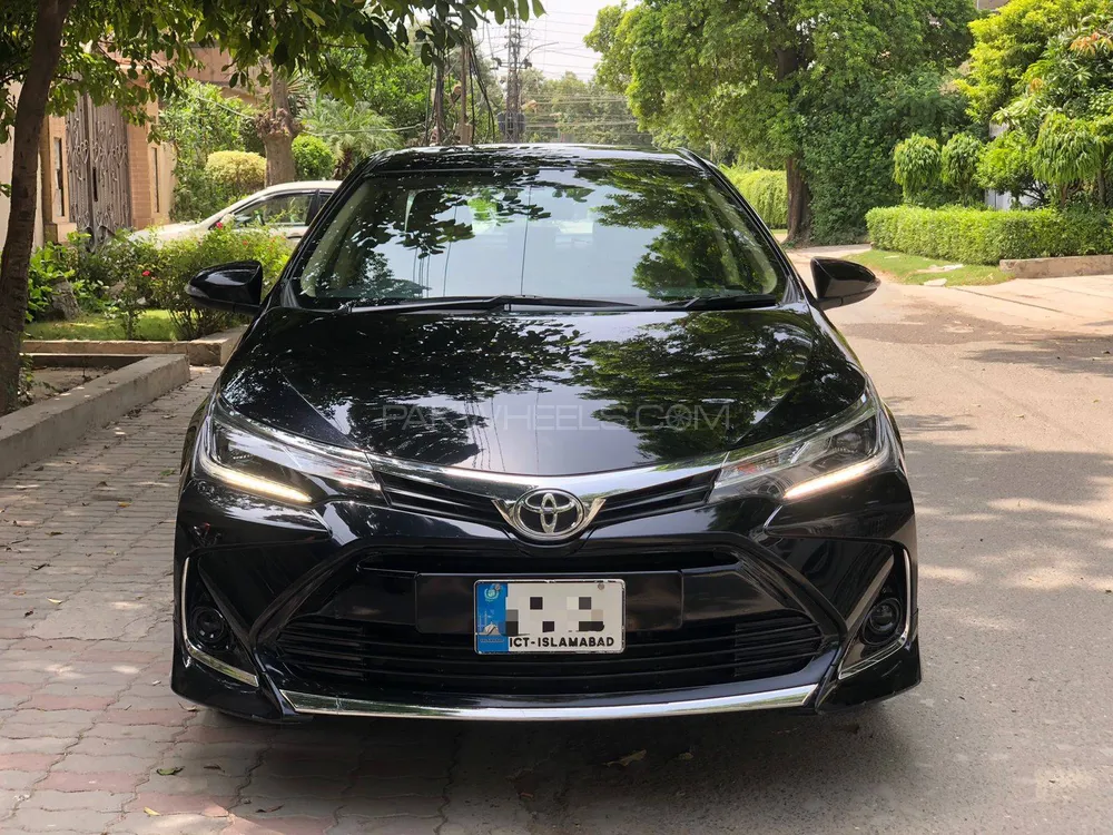 Toyota Corolla 2022 for Sale in Lahore Image-1