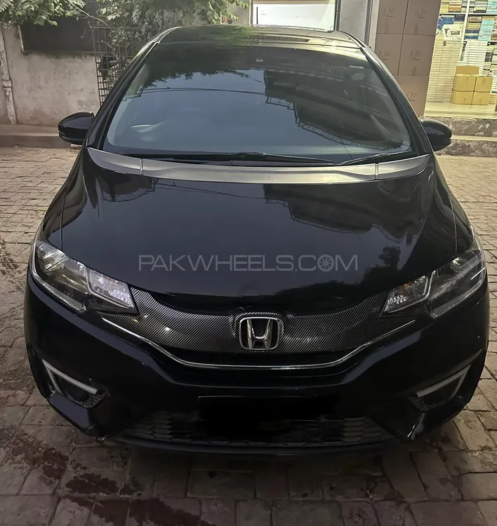 Honda Fit 2013 for Sale in Multan Image-1