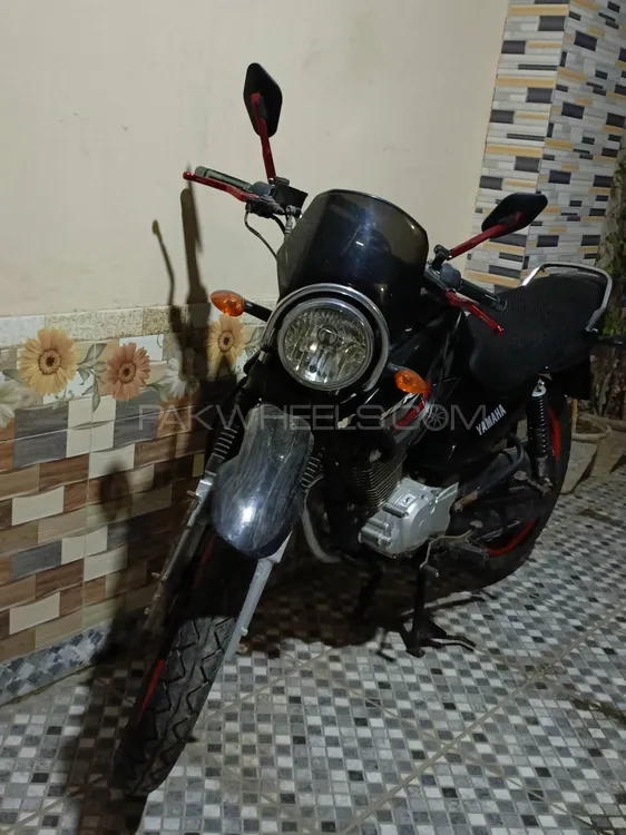 Yamaha YBR 125 2017 for Sale Image-1