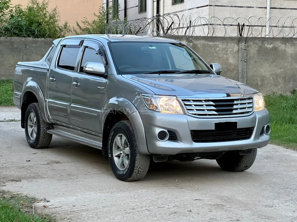 Toyota Hilux 2012 for Sale in Rawalpindi Image-1
