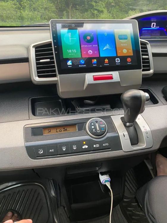 Honda Freed 2011 for Sale in Islamabad Image-1