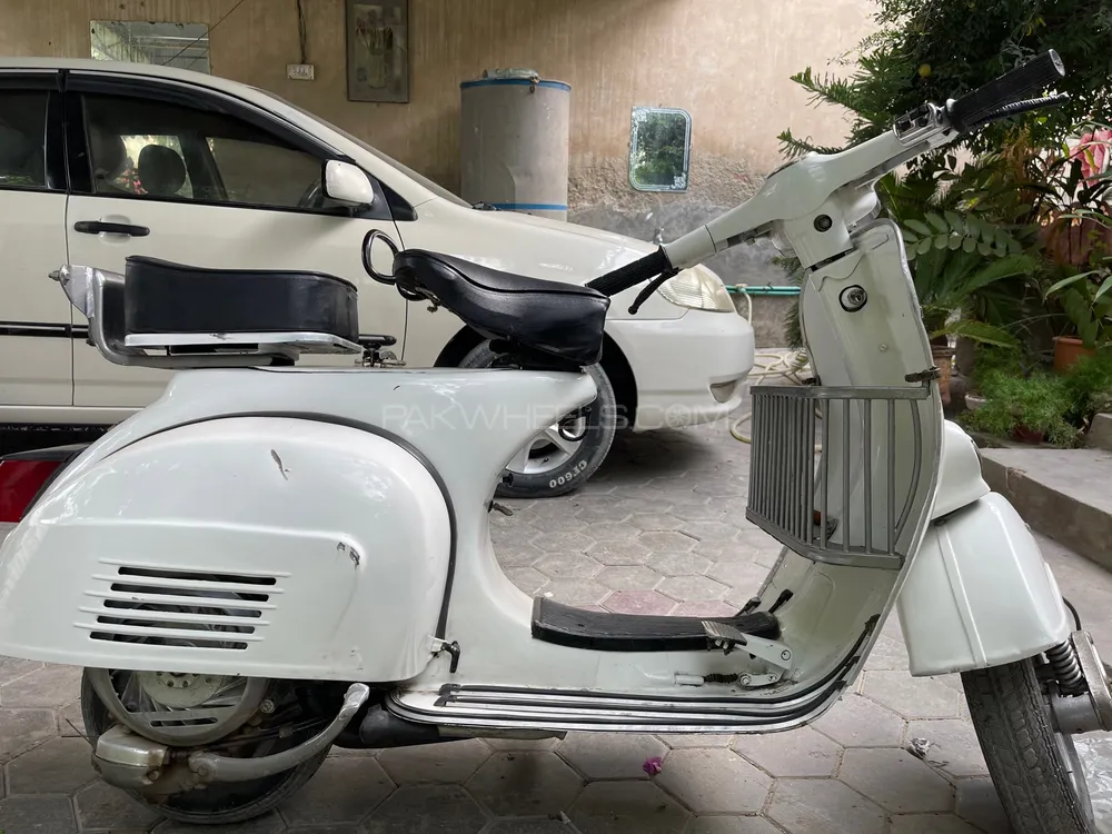 Vespa 150cc 1979 for Sale Image-1