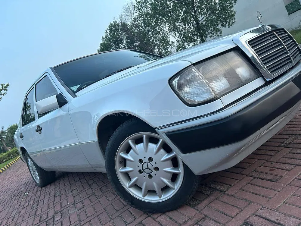 Mercedes Benz E Class 1991 for Sale in Sialkot Image-1