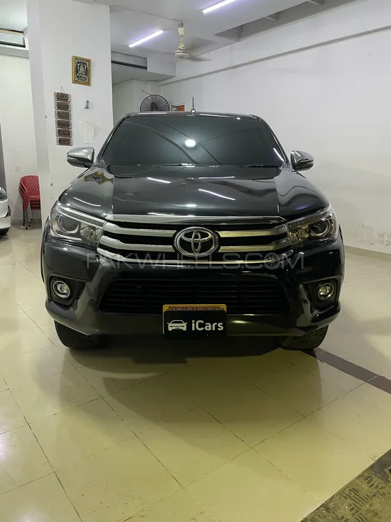 Toyota Hilux 2021 for Sale in Karachi Image-1